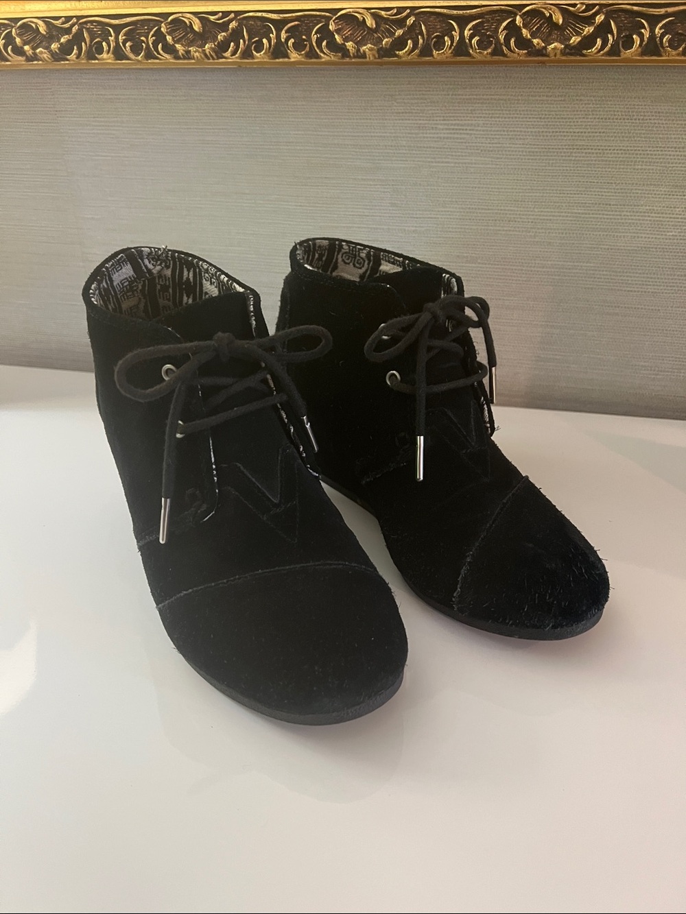Black Women's Lace-Up Ankle Boots